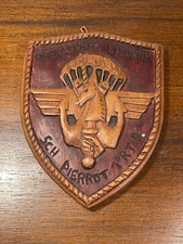 Grosse Insigne en Bois Opération Licorne Sch Pierrot 1er RTIR (9-24)