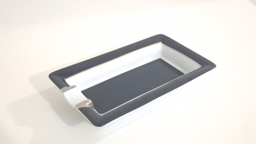 Dupont porcelain ashtray - s.t,