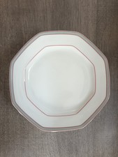 6 petites Assiettes PORCELAINE