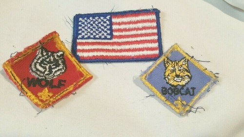 Lot trois insignes - lot, de