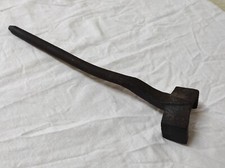 Ancienne Clé de roue de wagon en acier forgé 5 cm x 31 cm