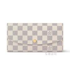 Louis Vuitton Emily
