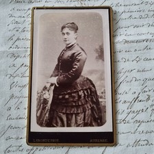 PHOTO CDV ANCIENNE XIXè Mode Crinoline Bijoux 1890 Yrondy Auxerre