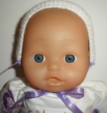 poupon de 40 cm avec son couffin