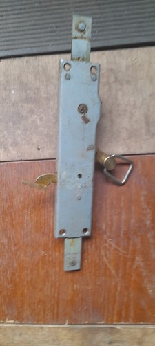 Ancienne serrure applique 3 - serrure, en