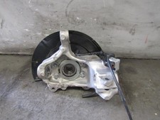 Pivot de moyeu avant gauche