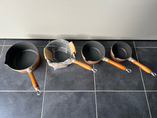 Série de 4 casseroles en