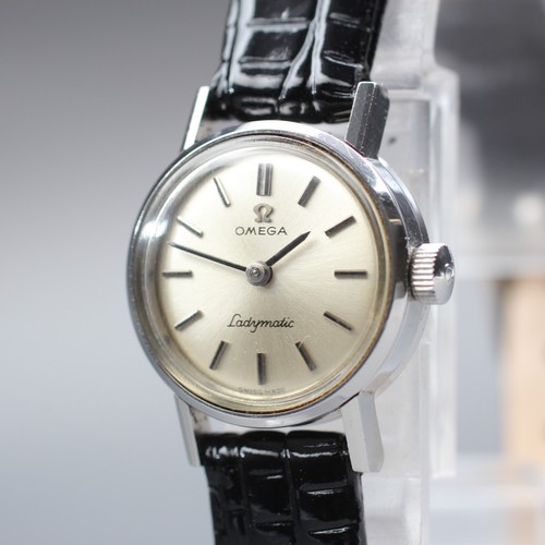 Montre femme vintage