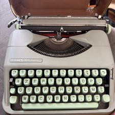 ANCIENNE machine a ecrire