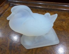  CANARD    en Verre Opalescent Signé  VERLUX     France   Art Déco 