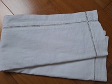 TAIE D'OREILLER ANCIENNE COTON BLANC, JOURS,  BOUTONS 