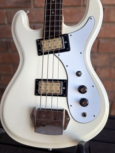 Univox flier phase bass - univox, 3
