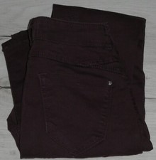 T34 XS : Jean bordeaux CACHE