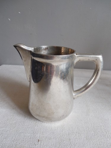 Pot lait metal - a, argente