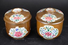 Lot de pots anciens en