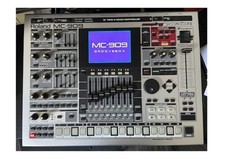Roland mc 909 groove box