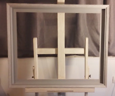 Caisse américaine grise plus moulure gris cérusé blanc ,format 20 F  73 x 60 cm