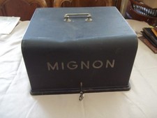 ANCIENNE MACHINE A ECRIRE MIGNON