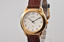 Presque comme neuve montre - [presque,