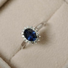 Bague de fiançailles halo en