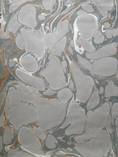 Papier marbré cuve de - à, la