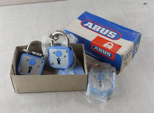 Lot de 4 anciens gros cadenas Abus, 21/60, Germany