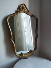 Ancien grand miroir violoné en bois doré style Rocaille Louis XV coquille.