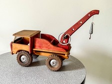 Camion Dépanneuse modèle 656 de la marque française Dejou, jouet ancien