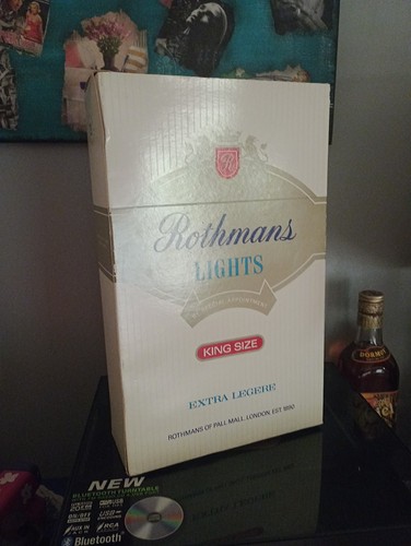 Ancien grand carton - ,