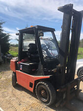 Chariot élévateur 2t5