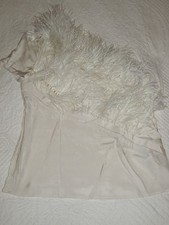 HAUT TOP MAJE AVEC DES PLUMES