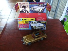 CORGI TOYS ANCIEN ASTON MARTIN