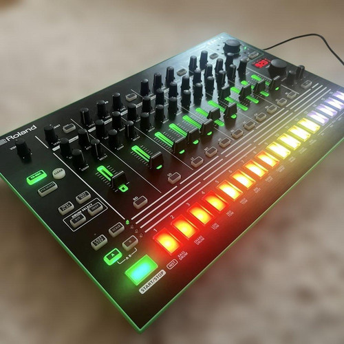 Roland rhythm performer - roland, tr-8