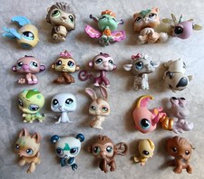 N°9 Lot 19 figurines LPS