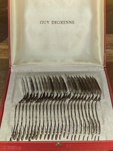Lot couteaux à - 24,