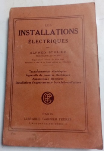 Livre installations - :,