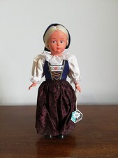 Poupée folklorique régionale Rust Autriche étiquette doll vintage