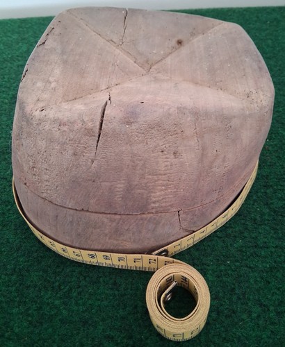 Ancienne forme chapeau en - forme,