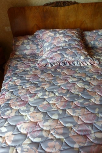 Dessus lit satin - de,