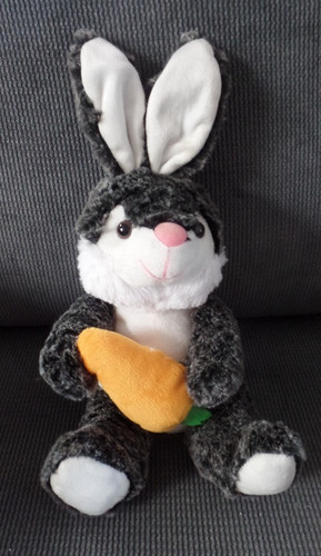 S22 peluche lapin assis - /,