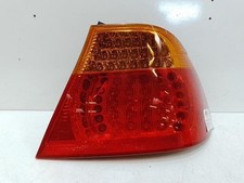 Feu arriere principal droit