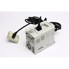 DELTA DVM-2S004-08 Variateur AUT-DRIVE 0.4kW 220V + LC-A05E remote (B1346)