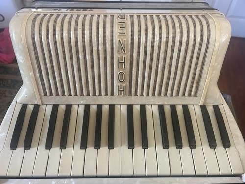 Accordion hohner bass - bass, verdi