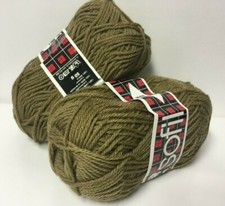 10  pelotes 100 % pure laine