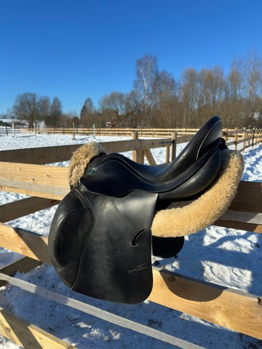 Prestige dressage saddle - prestige,
