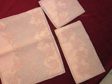 3 pochettes pour lingerie brodées Trapunto anciennes 1922-1925