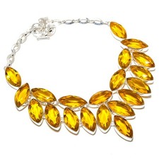 Collier pierre précieuse en