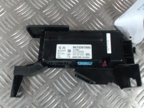 Commande autoradio peugeot rcz - commande,
