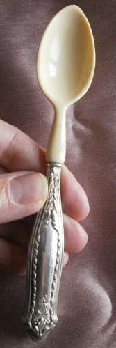 Cuillère bouillie manche - cuillère,