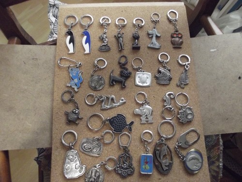 Bon lot porte clefs - de,
